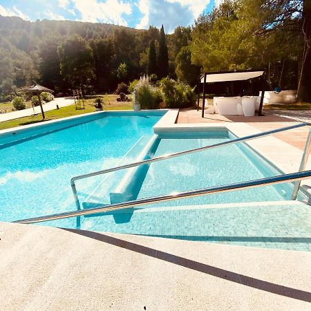 Private Villas Puerto Pollensa For Family Groups, Private Mountain Ideal For Runners, Trailers, Hikers, It Is Approximately 3 Minute Walk From The Beach 외부 사진