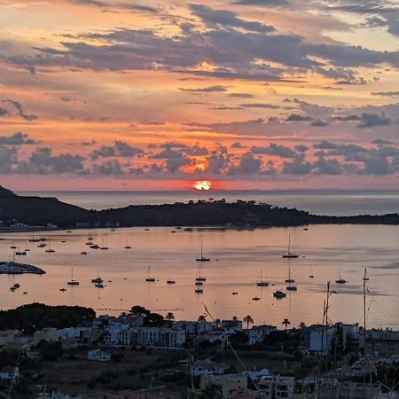 Private Villas Puerto Pollensa For Family Groups, Private Mountain Ideal For Runners, Trailers, Hikers, It Is Approximately 3 Minute Walk From The Beach 외부 사진