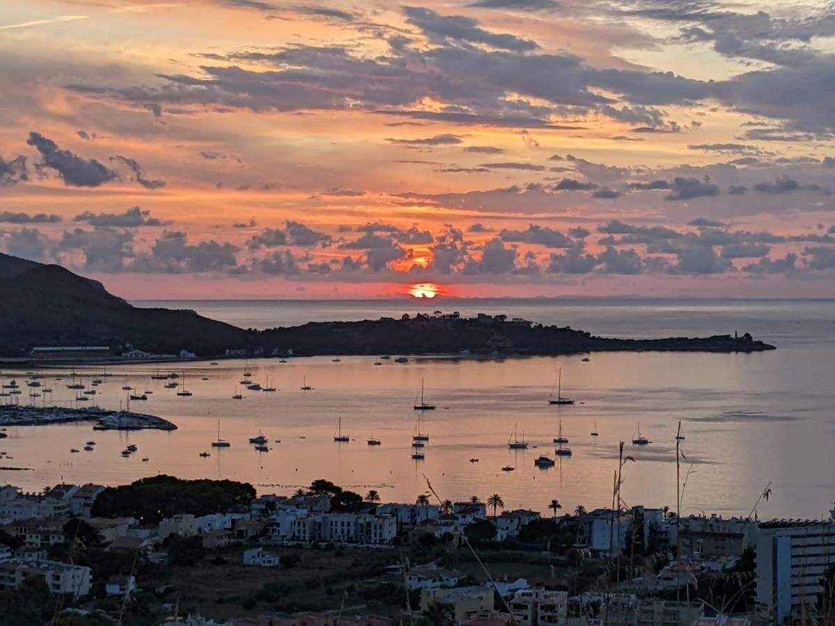 Private Villas Puerto Pollensa For Family Groups, Private Mountain Ideal For Runners, Trailers, Hikers, It Is Approximately 3 Minute Walk From The Beach 외부 사진