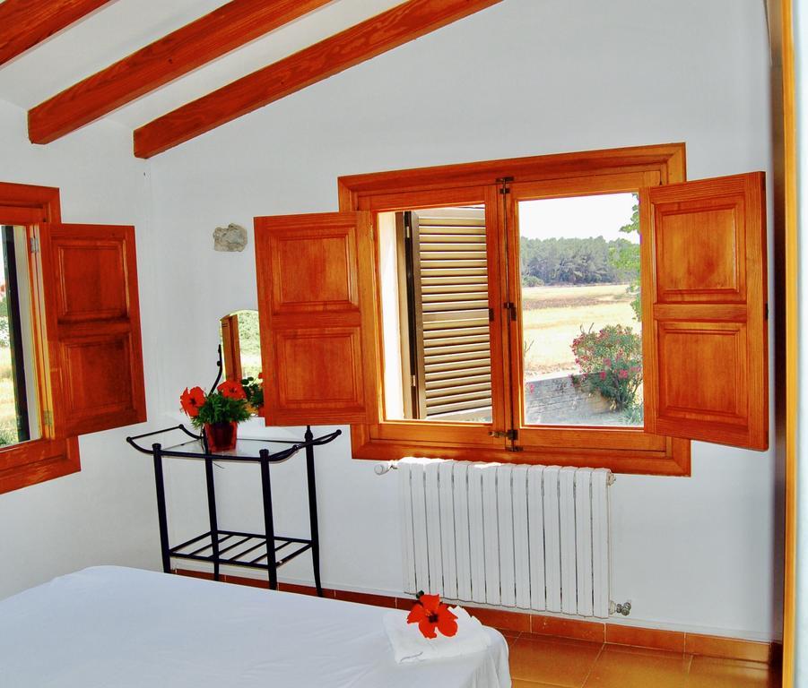 Private Villas Puerto Pollensa For Family Groups, Private Mountain Ideal For Runners, Trailers, Hikers, It Is Approximately 3 Minute Walk From The Beach 외부 사진