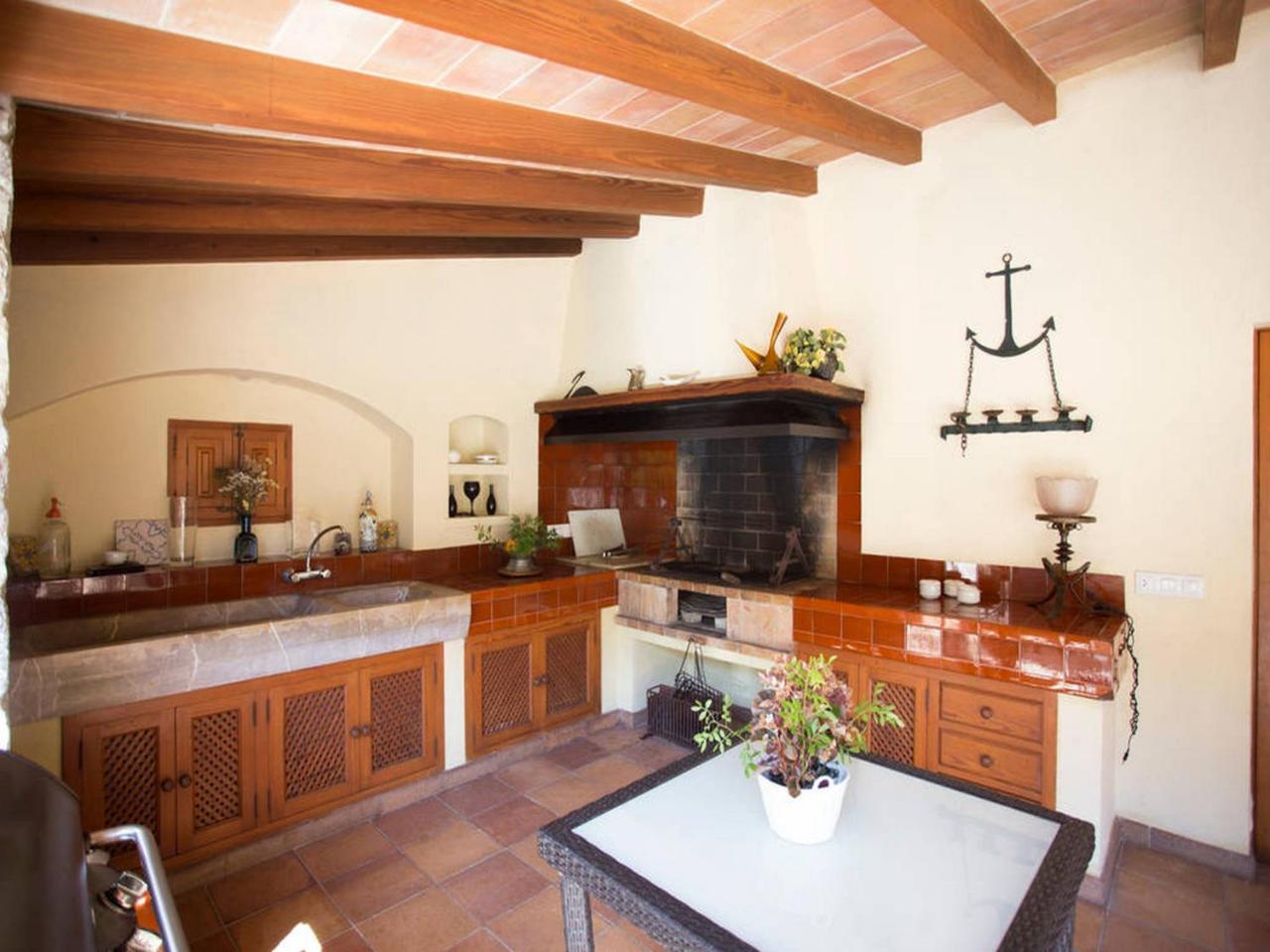 Private Villas Puerto Pollensa For Family Groups, Private Mountain Ideal For Runners, Trailers, Hikers, It Is Approximately 3 Minute Walk From The Beach 외부 사진