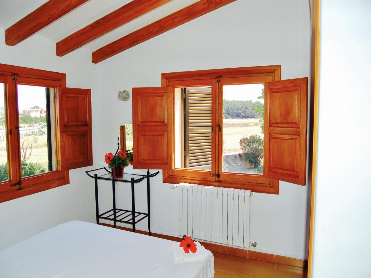 Private Villas Puerto Pollensa For Family Groups, Private Mountain Ideal For Runners, Trailers, Hikers, It Is Approximately 3 Minute Walk From The Beach 외부 사진